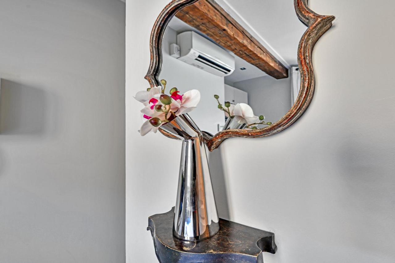 Au Coeur Des Papes, Dans Batisse De Charme Studios & Appartements En Coeur De Ville 아비뇽 외부 사진