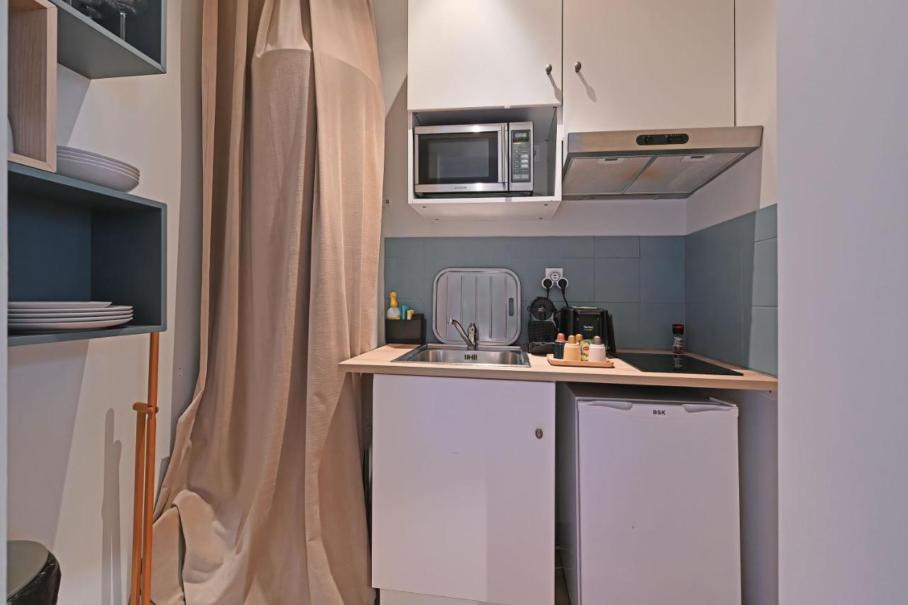 Au Coeur Des Papes, Dans Batisse De Charme Studios & Appartements En Coeur De Ville 아비뇽 외부 사진